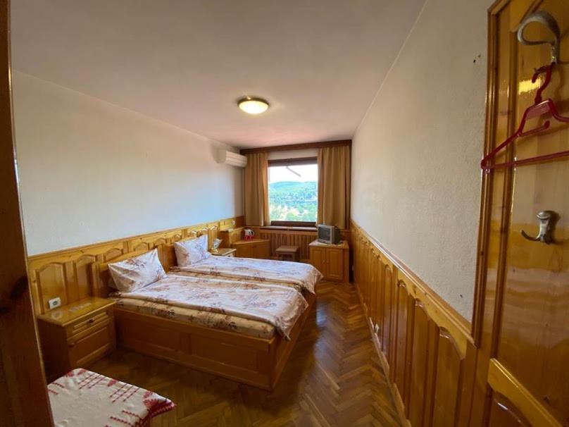 Hotel Comfort Veliko Tarnovo Kültér fotó