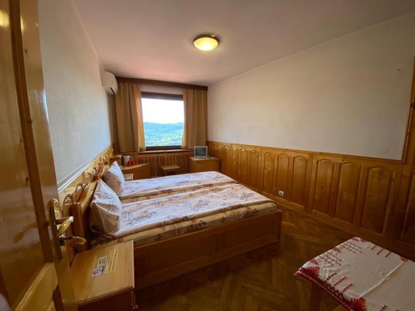 Hotel Comfort Veliko Tarnovo Kültér fotó